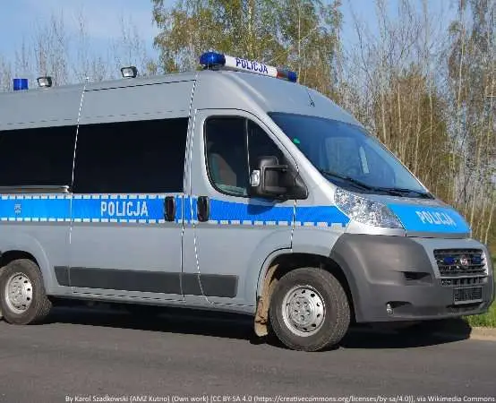 Mistrzu zwolnij - zgierzanie policjanci uczą świadomej jazdy na lokalnych ulicach