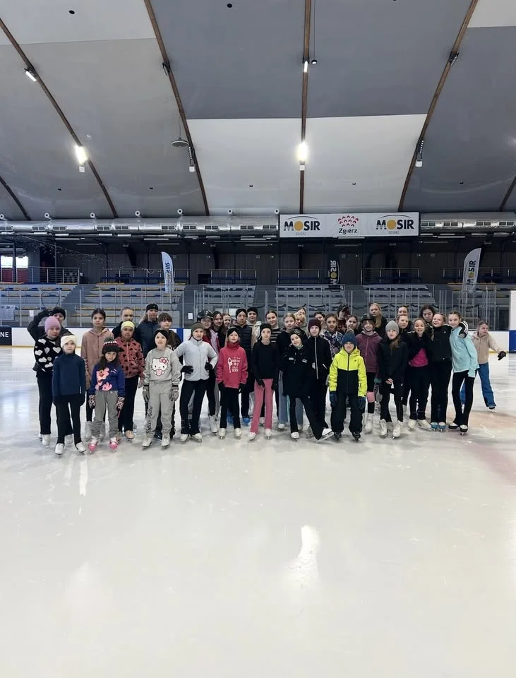 Grafika promocyjna wydarzenia Letnie Półkolonie Sportowe z KS Olimpijka w Zgierzu 2026