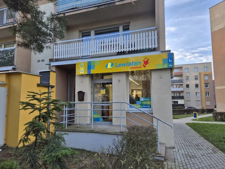 Grafika promocyjna wydarzenia Otwarcie Sklepu w Zgierzu – degustacje i niespodzianki dla pierwszych klientów