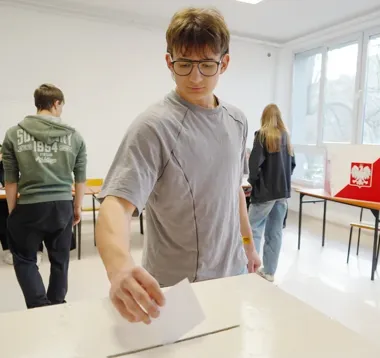 Uczniowie wybierają przedstawicieli – nowe składy Młodzieżowej Rady Powiatu Zgierskiego